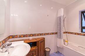 Magnificent Seafront Apartment Sliema