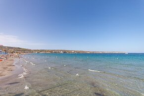 Merill Pool and Sea Charming Apart 5