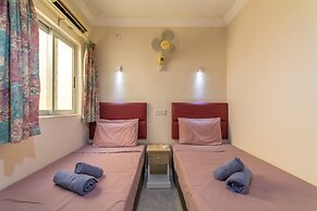 Merill Pool and Sea Charming Apart 5