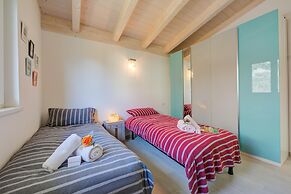 Mirabelle in Dro With 3 Bedrooms and 2 Bathrooms