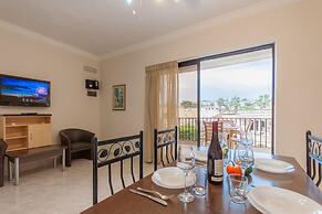 Merill Pool and Sea Charming Apart 2