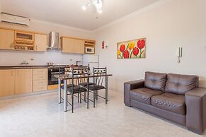 Merill Pool and Sea Charming Apart 2