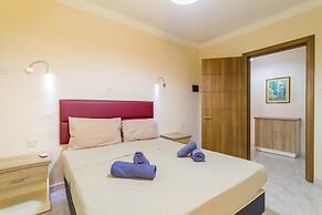 Merill Pool and Sea Charming Apart 1