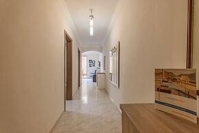 Merill Pool and Sea Charming Apart 1