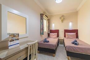 Merill Pool and Sea Charming Apart 1