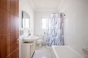 Merill Pool and Sea Penthouse Apart 7