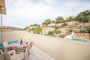 Merill Pool and Sea Penthouse Apart 7