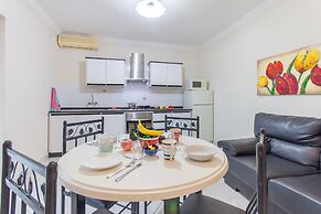 Merill Pool and Sea Charming Apart 4