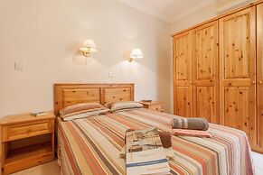 Merill Pool and Sea Penthouse Apart 6