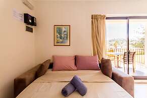 Merill Pool and Sea Penthouse Apart 6