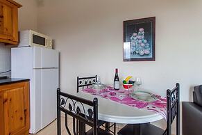 Merill Pool and Sea Penthouse Apart 6