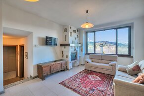 Ortensia Blu Lake And Relax