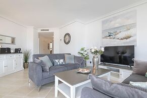 Sunset Golf Elegance