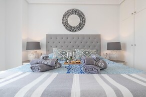 Sunset Golf Elegance