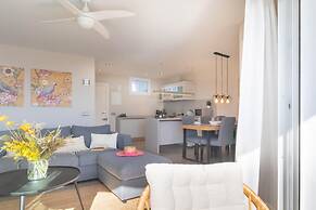 Coronado Beach Marbesa