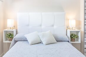 Marbella Resort 1 Pool Whirlpool Sauna