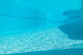 Marbella Pool House Ph39 On Sea Shore