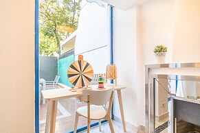 Marbella Pool House Gf44 On Sea Shore