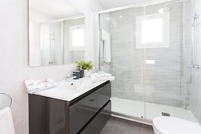 Marbella Resort 2 Pool Whirlpool Sauna