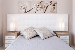 Marbella Resort 2 Pool Whirlpool Sauna