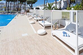 Marbella Resort 2 Pool Whirlpool Sauna