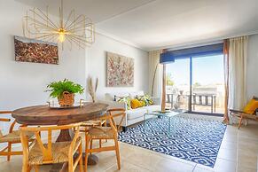 Sunset Golf Penthouse