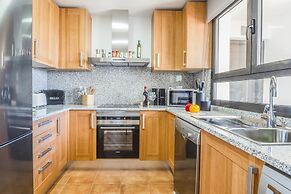 Sunset Golf Penthouse