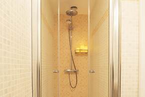 Sunset Golf Penthouse