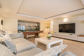 Villa Zacaluca Pool Whirlpool Sauna Gym