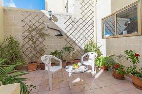 Well Located Cozy House Courtyard Kalka