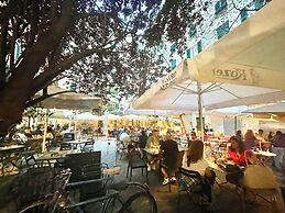 Happy Family Apartments Incantesimo