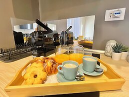 Happy Family Apartments Incantesimo