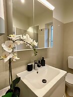 Happy Family Apartments Incantesimo