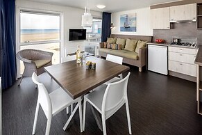 Beachfront Escape w/ Pets