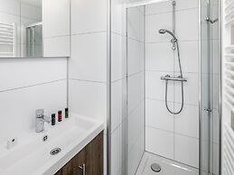 Unique Beachhouse With Dishwasher, in top Location