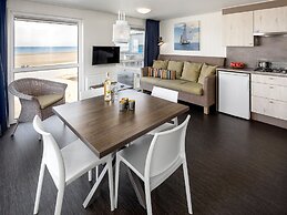 Unique Beachhouse With Dishwasher, in top Location