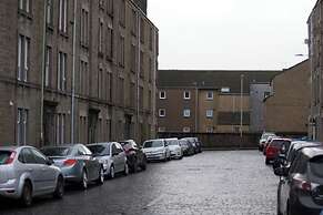 Dundee Apartment - Sleeps 4 - Pet Friendly