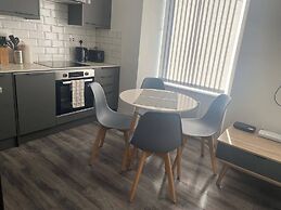 Dundee Apartment - Sleeps 4 - Pet Friendly