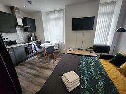 Dundee Apartment - Sleeps 4 - Pet Friendly