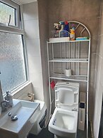 Cosy Studio in Dudley City Center