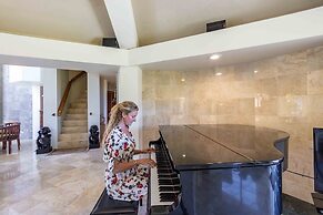 Hale Akua Garden Farm & Eco-Retreat