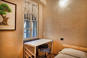 A Lovely Nest in the City