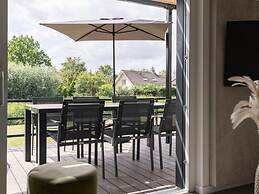 Sustainable Holiday Home With Washing Machine, 900m From the sea