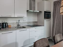 Sustainable Holiday Home With Washing Machine, 900m From the sea