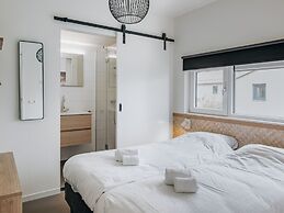 Sustainable Holiday Home With Washing Machine, 900m From the sea