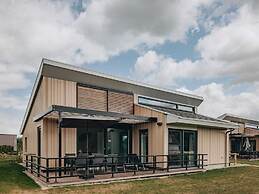 Sustainable Holiday Home With Washing Machine, 900m From the sea