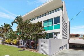 Mermaid Beach Luxury Penthouse