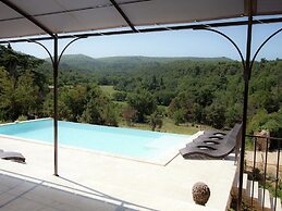 Luxury Villa in Provence With a Private Pool