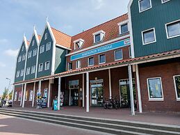 Nice Hotel Room Only 1 km From Volendam Centre