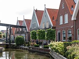 Nice Hotel Room Only 1 km From Volendam Centre